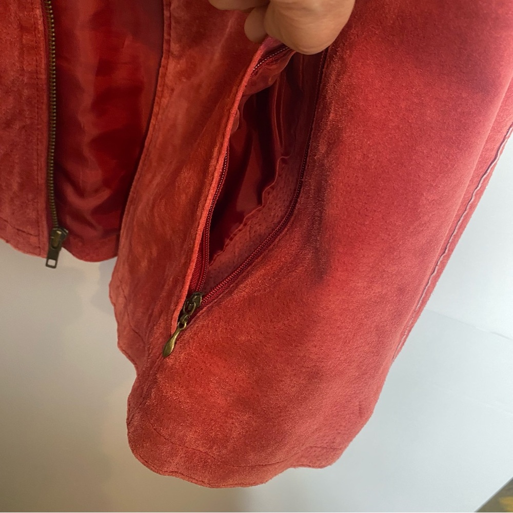 Women’s Stylish Ruff Hewn Burgundy Zip Up Suede Vest Bikercore - Picture 8 of 11
